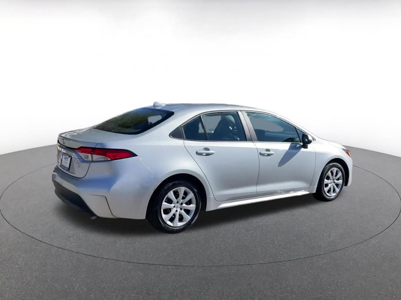 Thumbnail: 2025 Toyota Corolla - 14