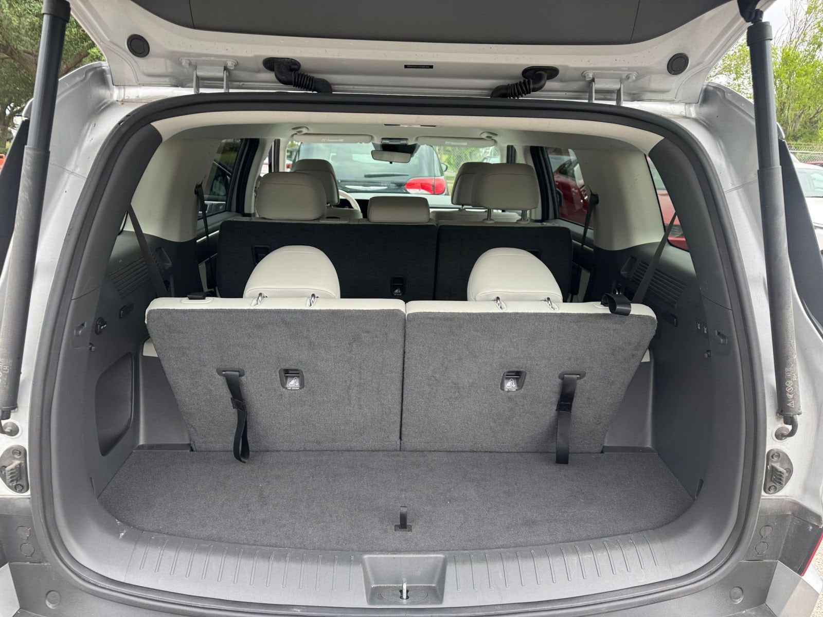 Thumbnail: 2025 Hyundai Santa Fe - 33