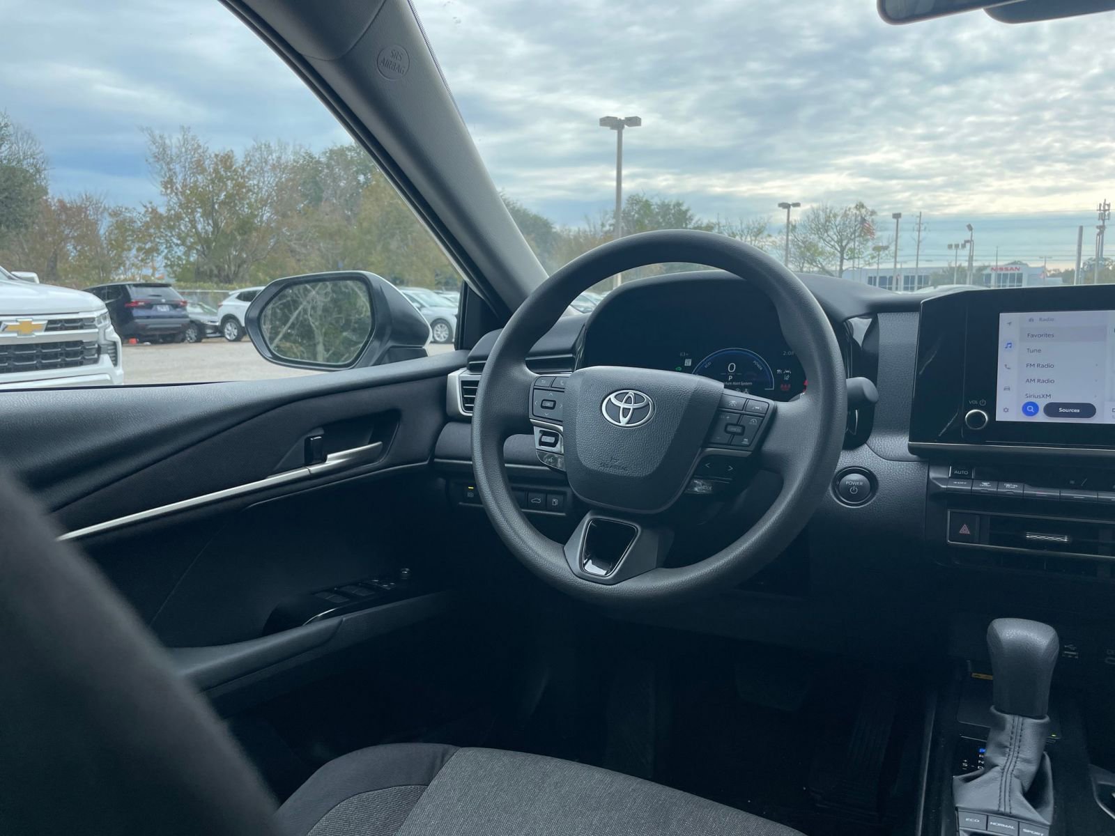 Thumbnail: 2025 Toyota Camry - 33