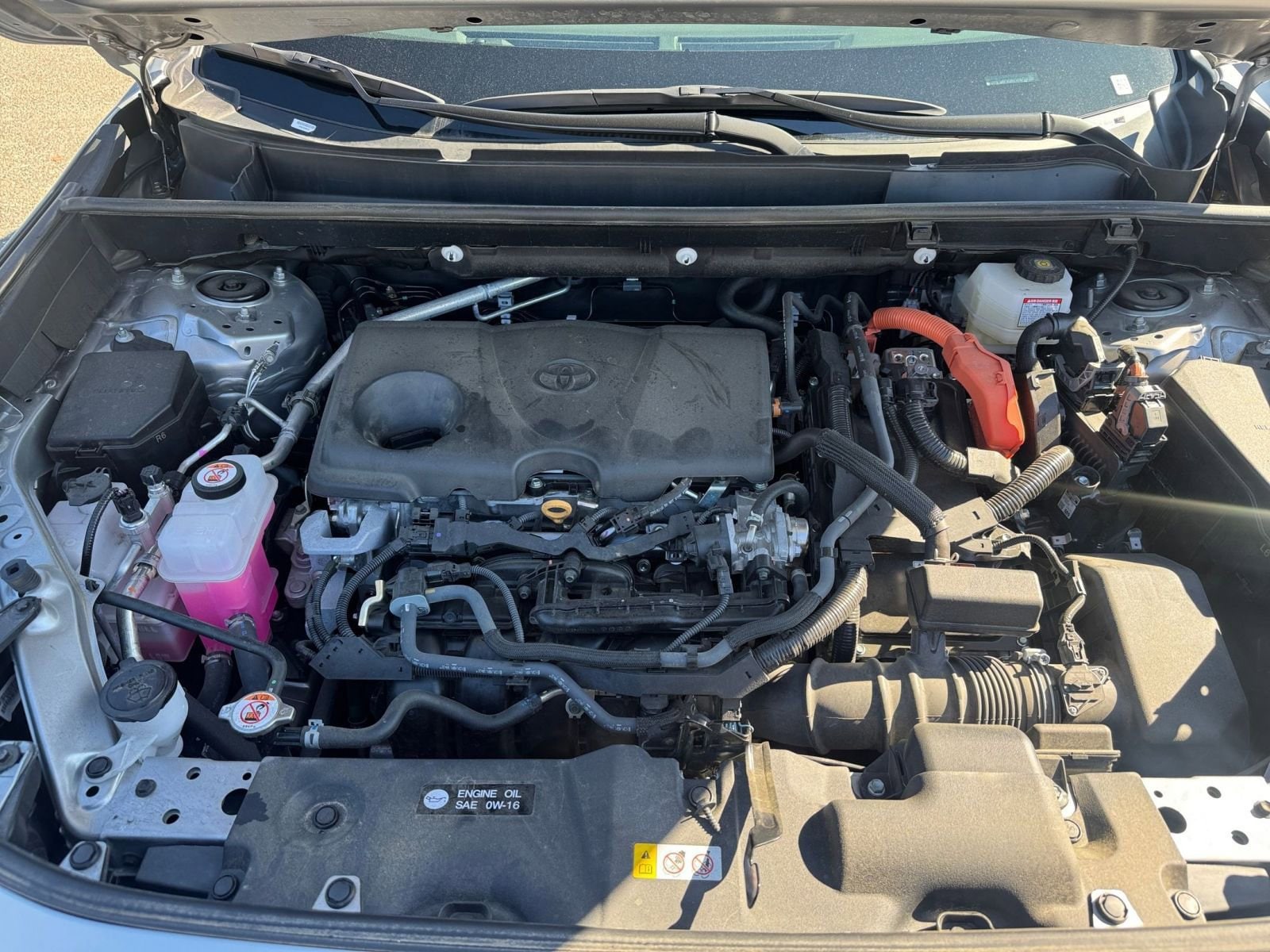 Thumbnail: 2025 Toyota RAV4 - 31