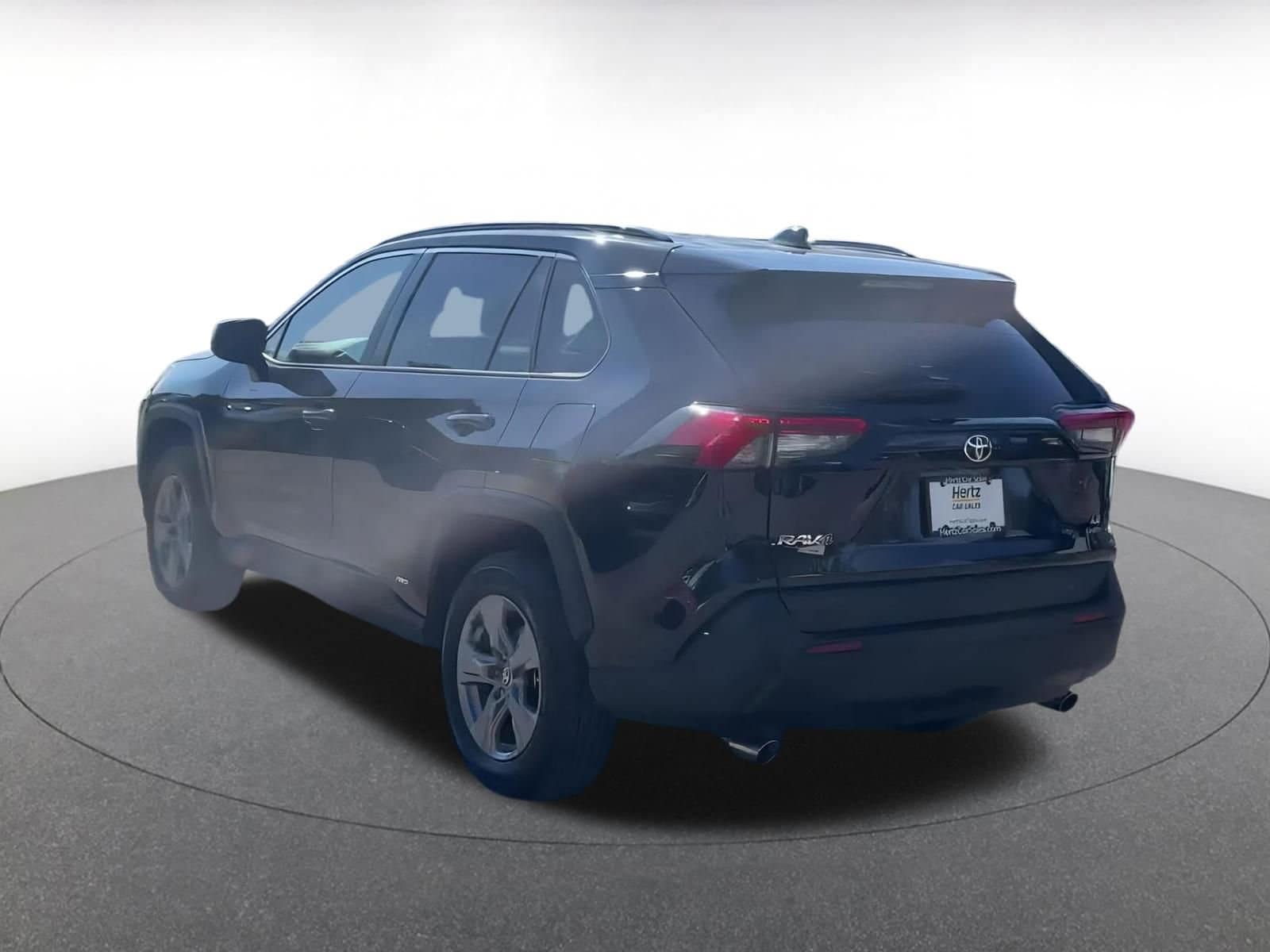 Thumbnail: 2025 Toyota RAV4 - 10