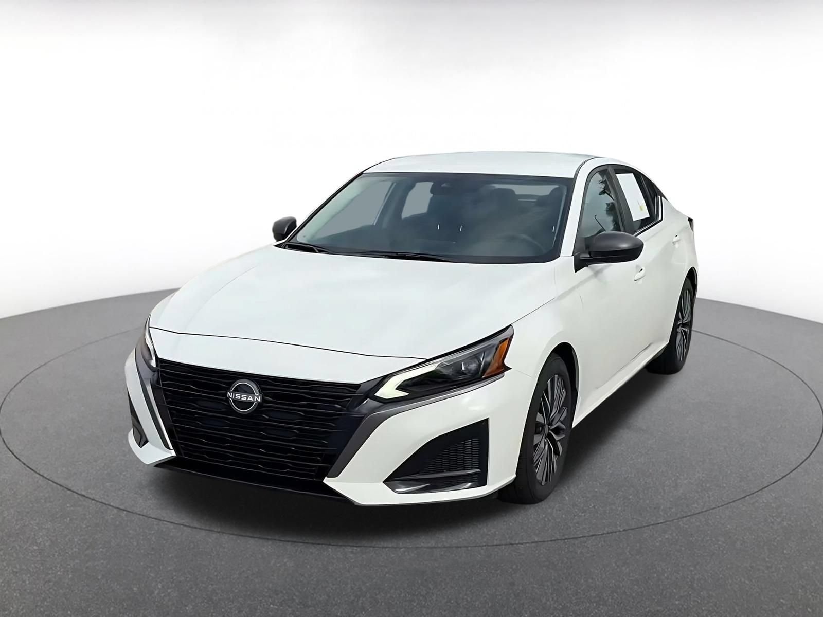Thumbnail: 2026 Nissan Altima - 4