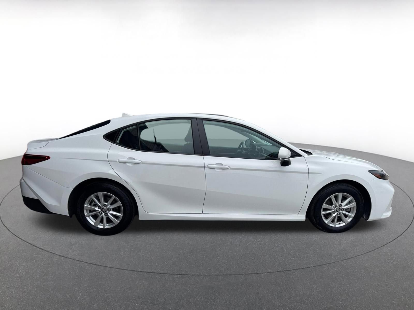 Thumbnail: 2025 Toyota Camry - 15