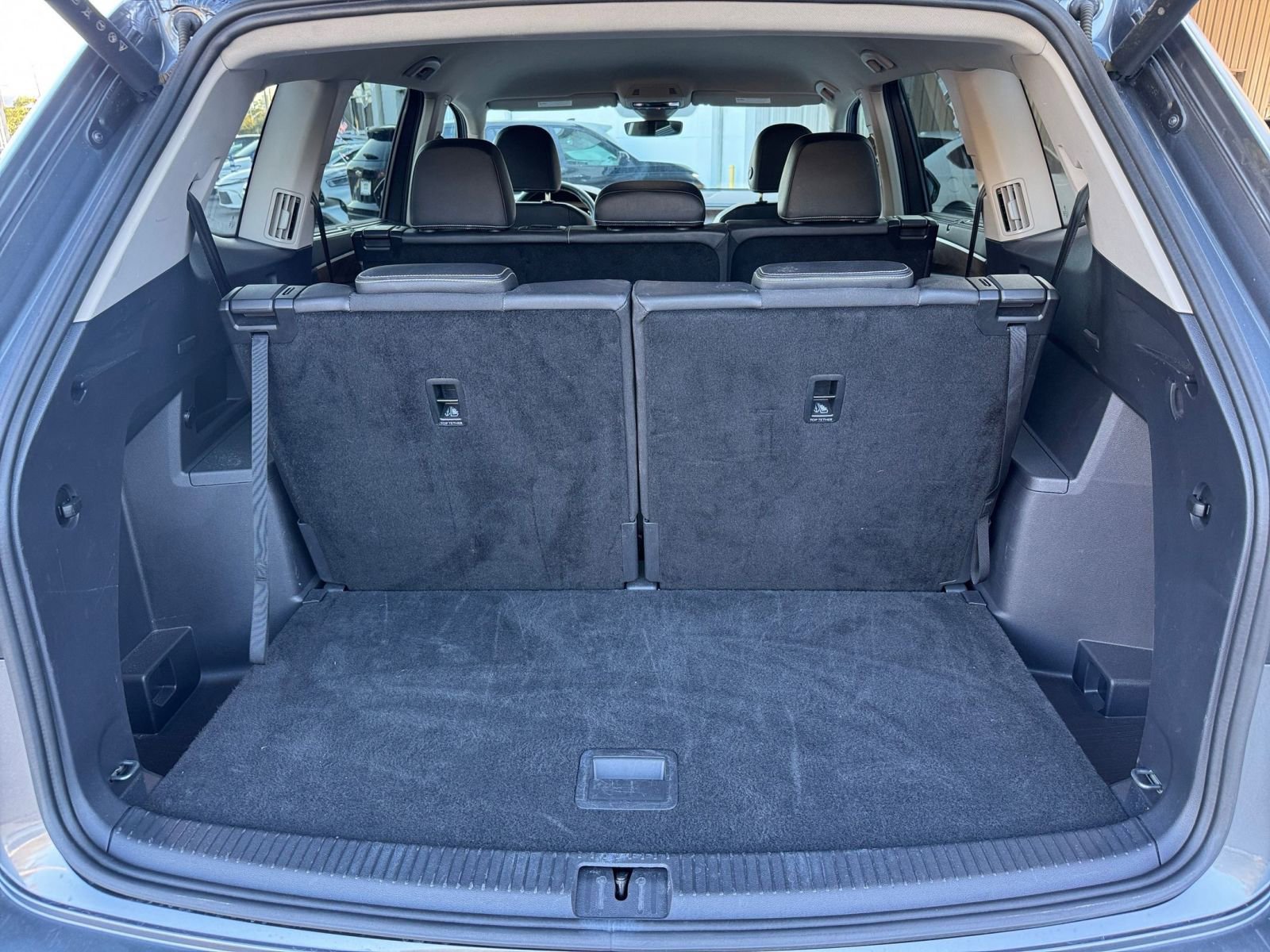 Thumbnail: 2025 Volkswagen Atlas - 31