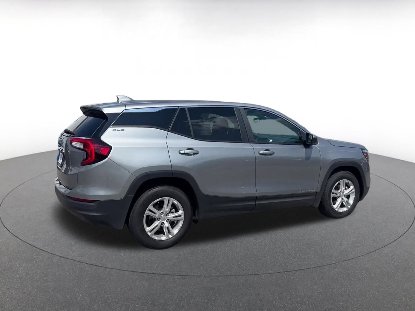 Thumbnail: 2024 GMC Terrain - 12