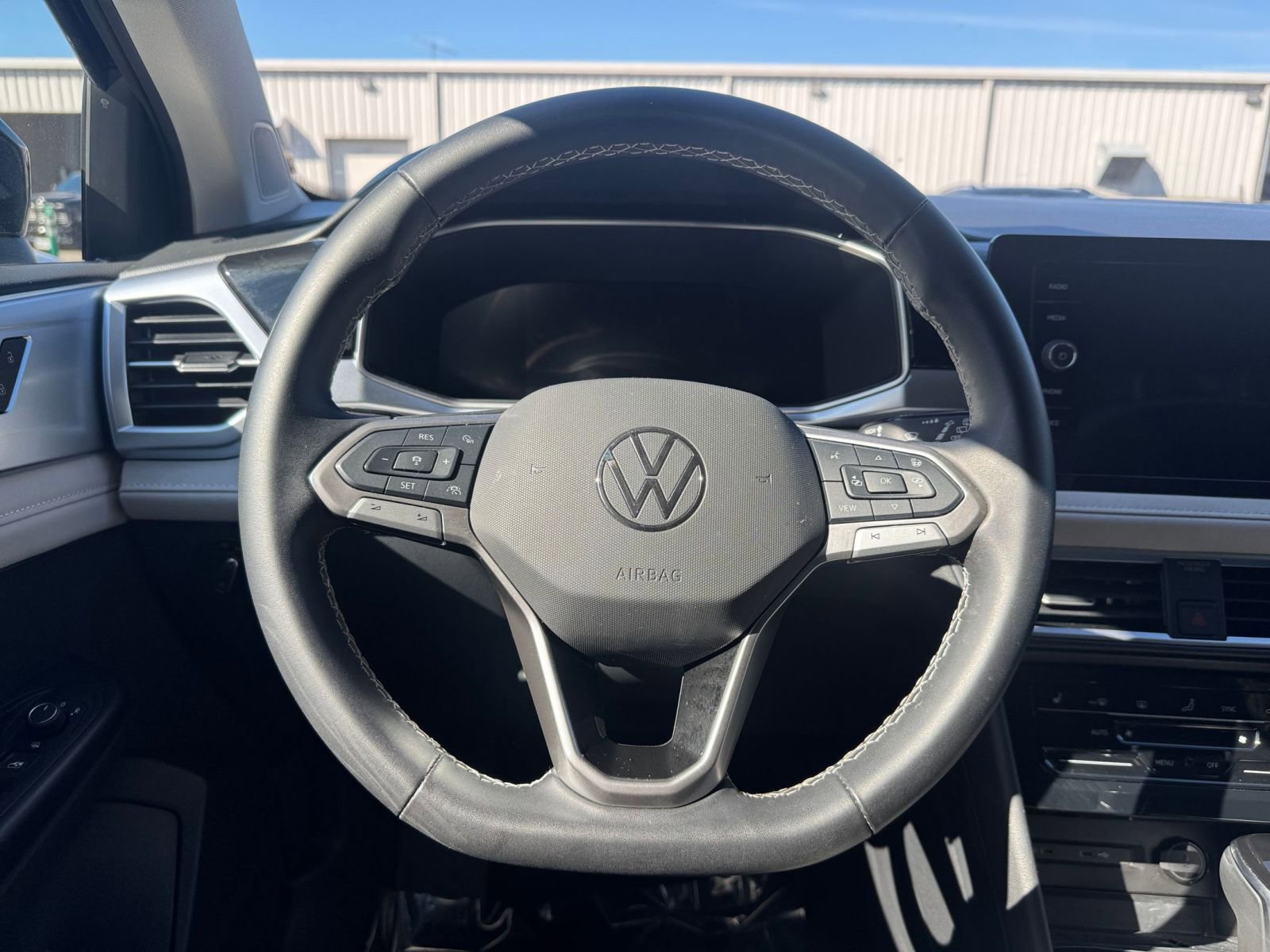 Thumbnail: 2025 Volkswagen Taos - 28