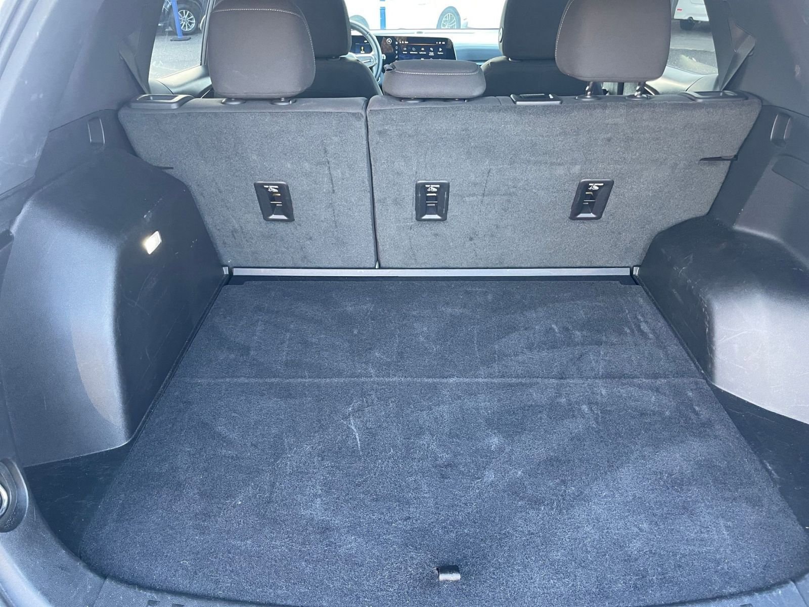 Thumbnail: 2025 Chevrolet Equinox - 30