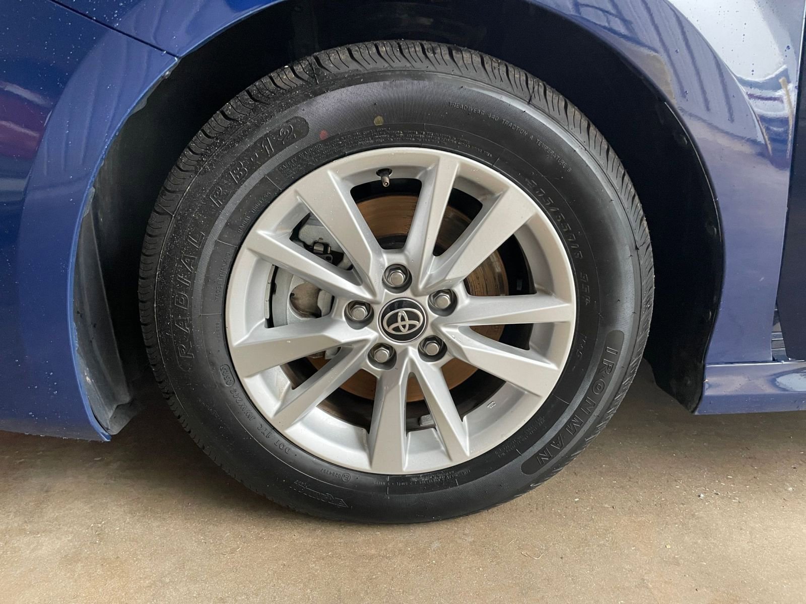 Thumbnail: 2025 Toyota Camry - 29