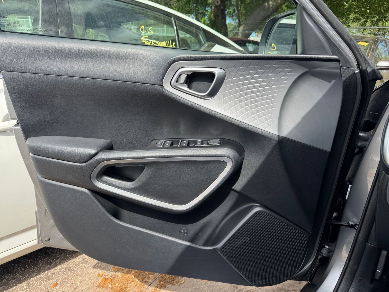 Thumbnail: 2025 Kia Soul - 18