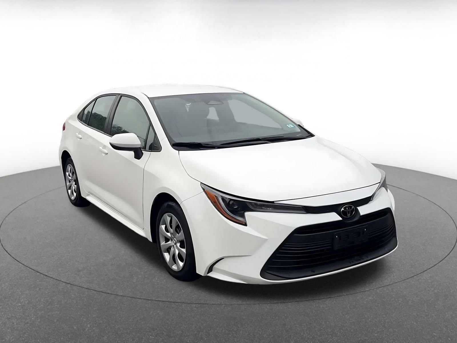 Thumbnail: 2025 Toyota Corolla - 2