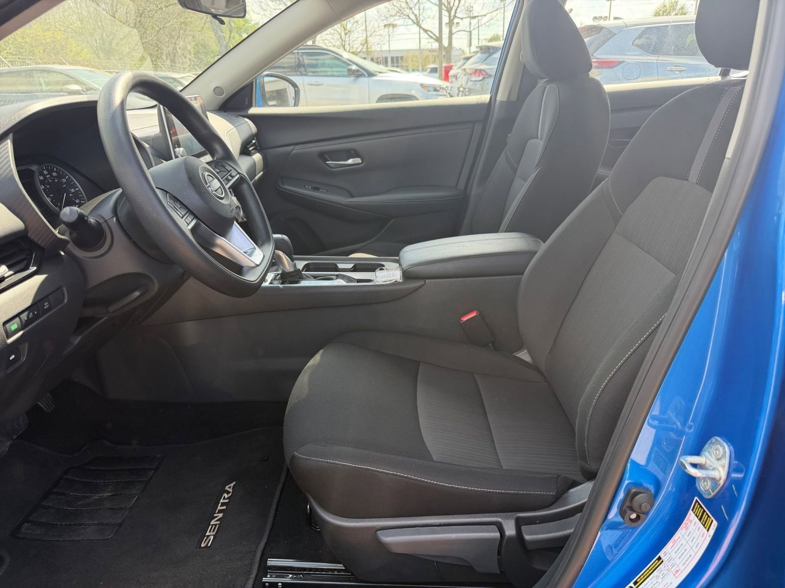 Thumbnail: 2025 Nissan Sentra - 24