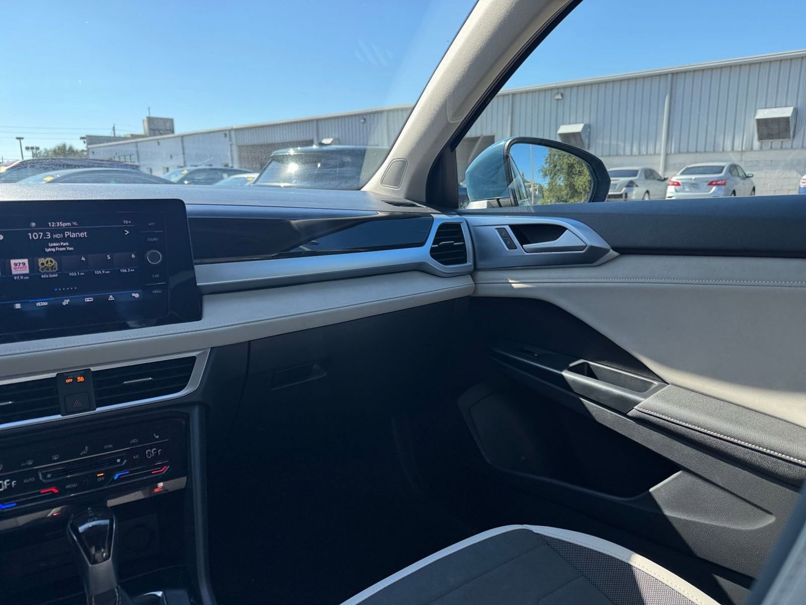 Thumbnail: 2025 Volkswagen Taos - 35