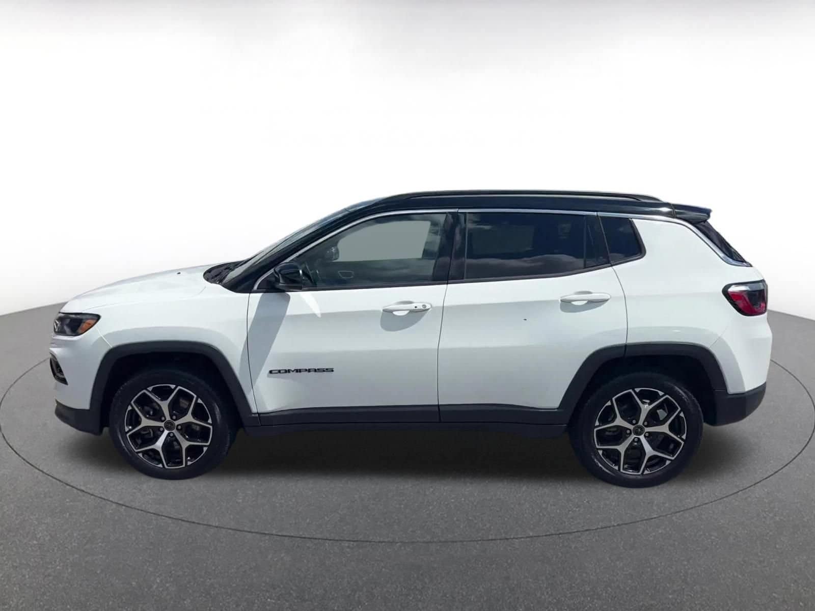 Thumbnail: 2025 Jeep Compass - 8