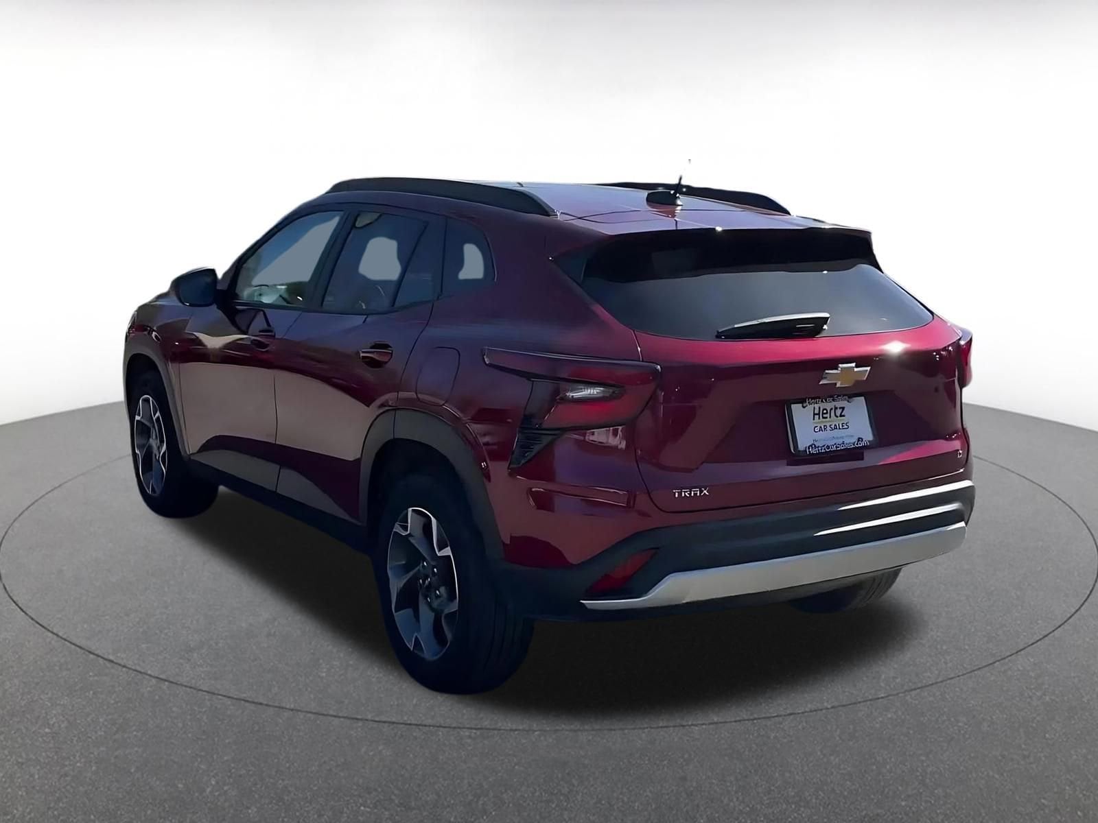 Thumbnail: 2025 Chevrolet Trax - 9