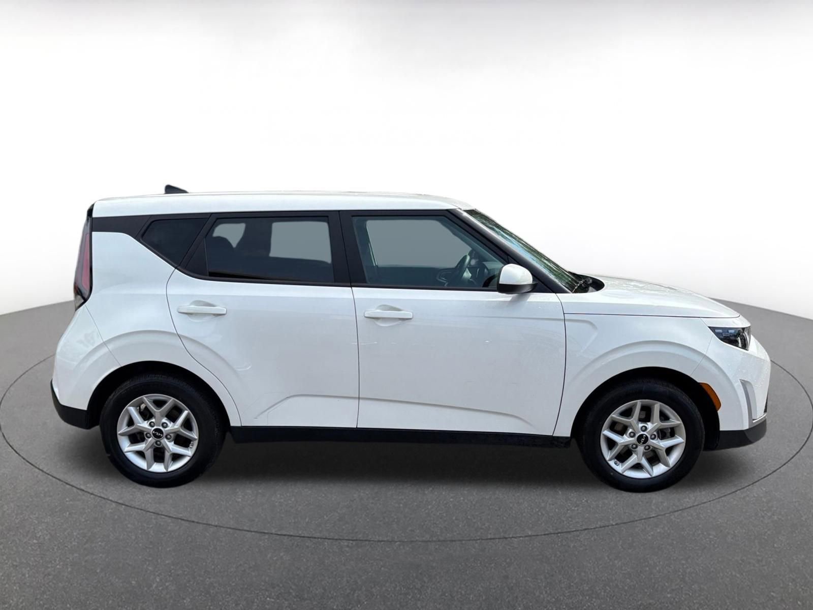Thumbnail: 2025 Kia Soul - 15
