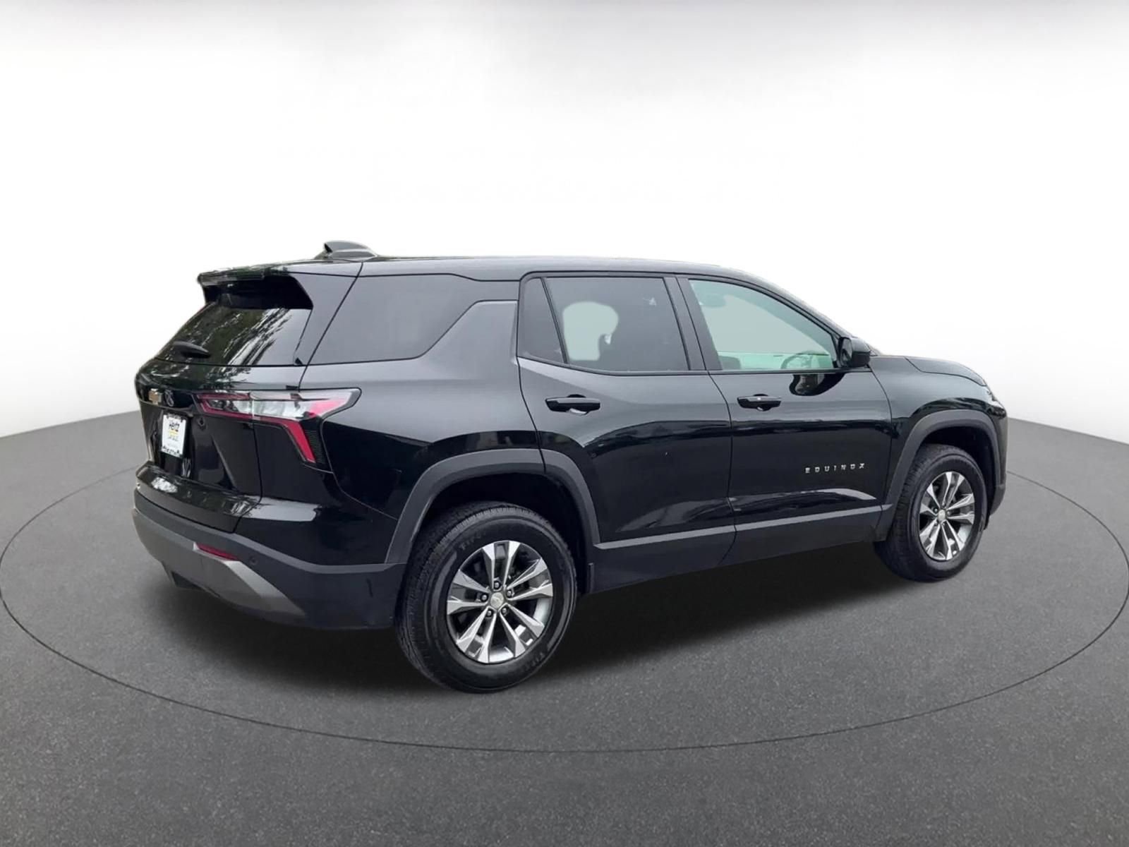 Thumbnail: 2025 Chevrolet Equinox - 12