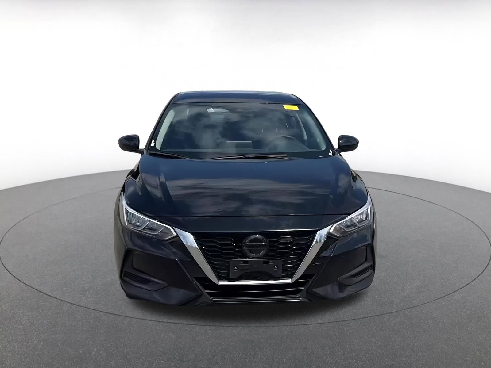 Thumbnail: 2023 Nissan Sentra - 3