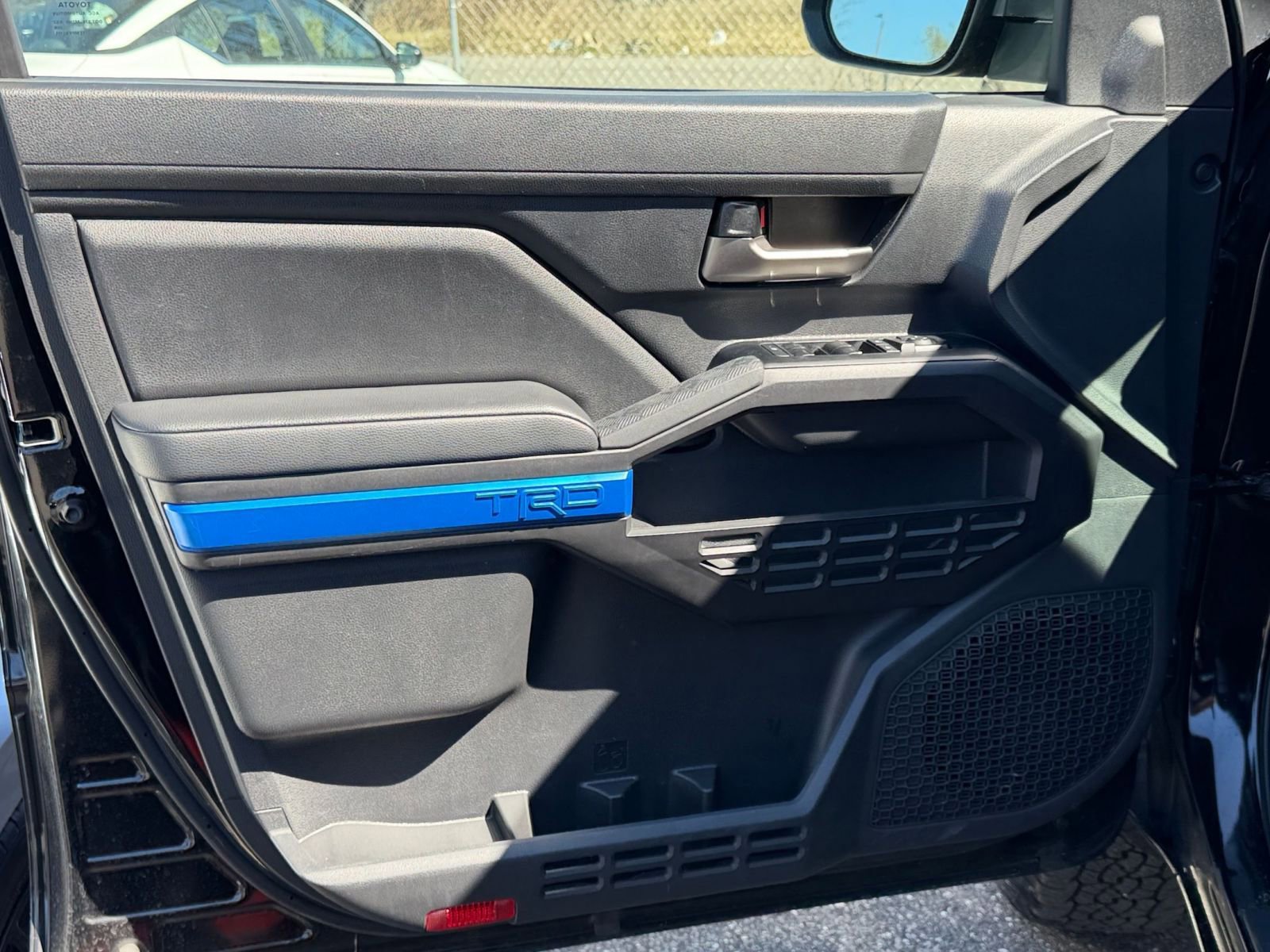 Thumbnail: 2025 Toyota Tacoma - 18