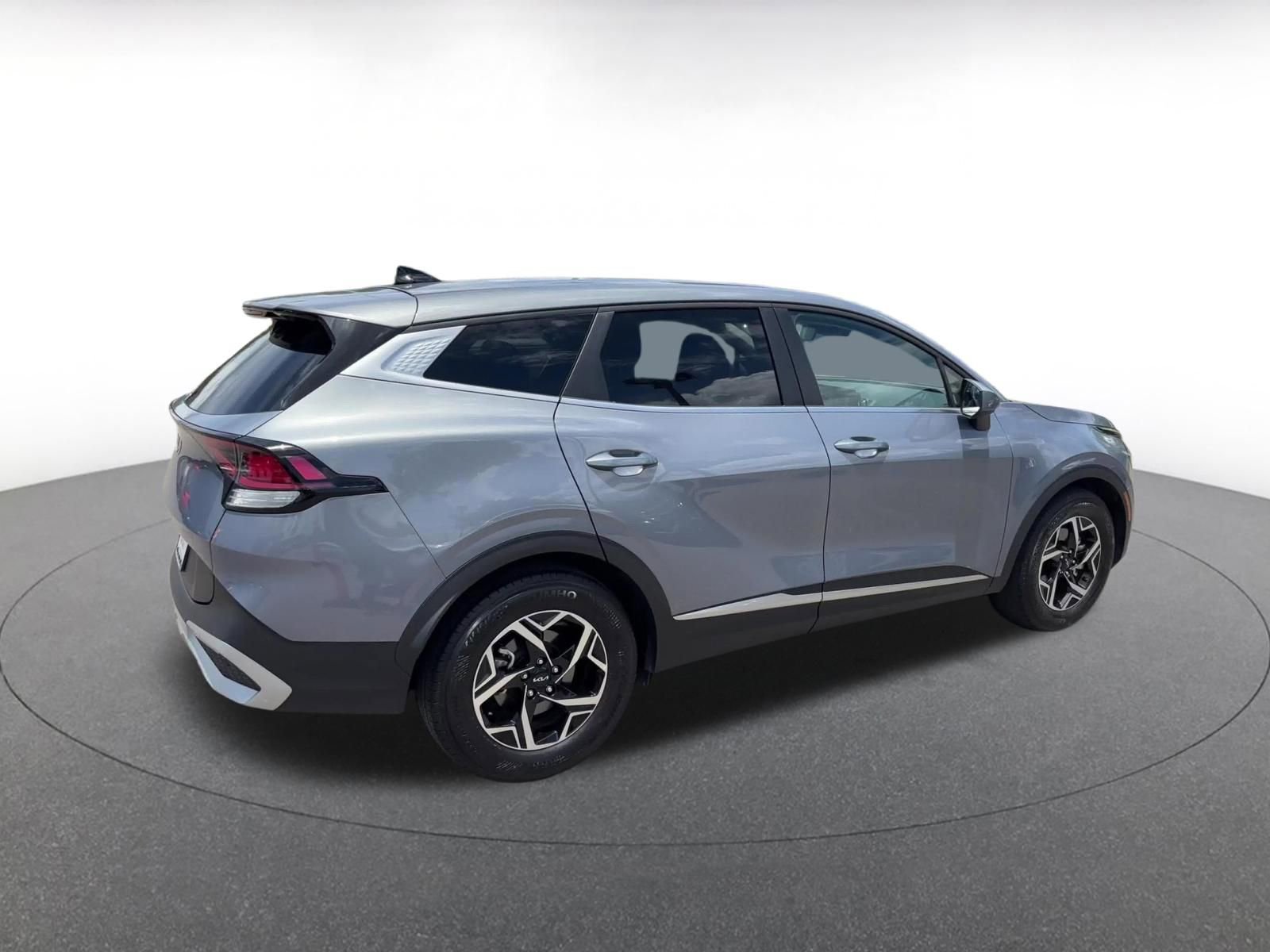 Thumbnail: 2025 Kia Sportage - 12