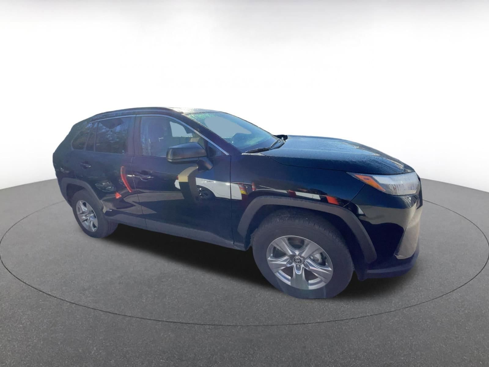 Thumbnail: 2025 Toyota RAV4 - 3