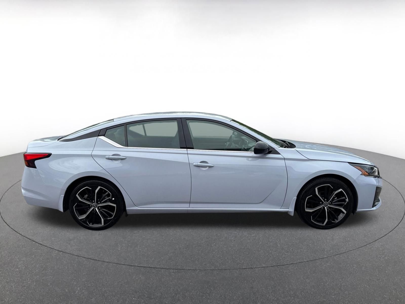 Thumbnail: 2025 Nissan Altima - 16