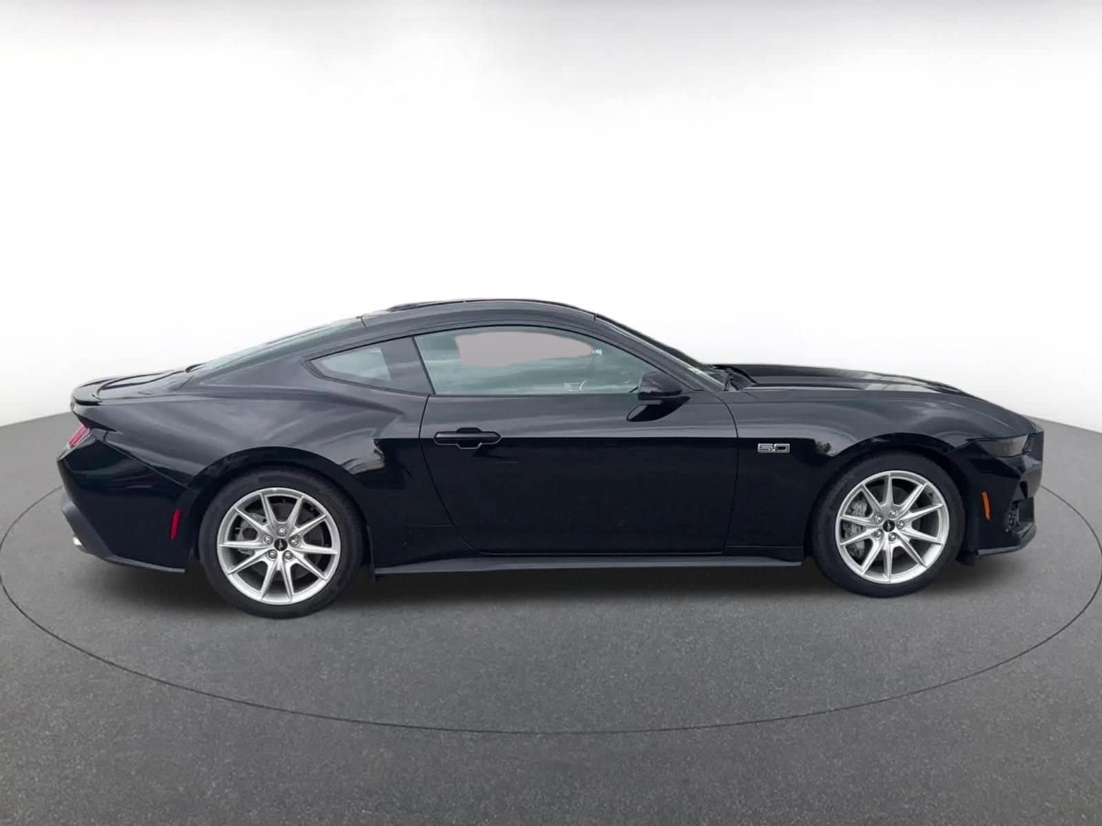 Thumbnail: 2025 Ford Mustang - 16