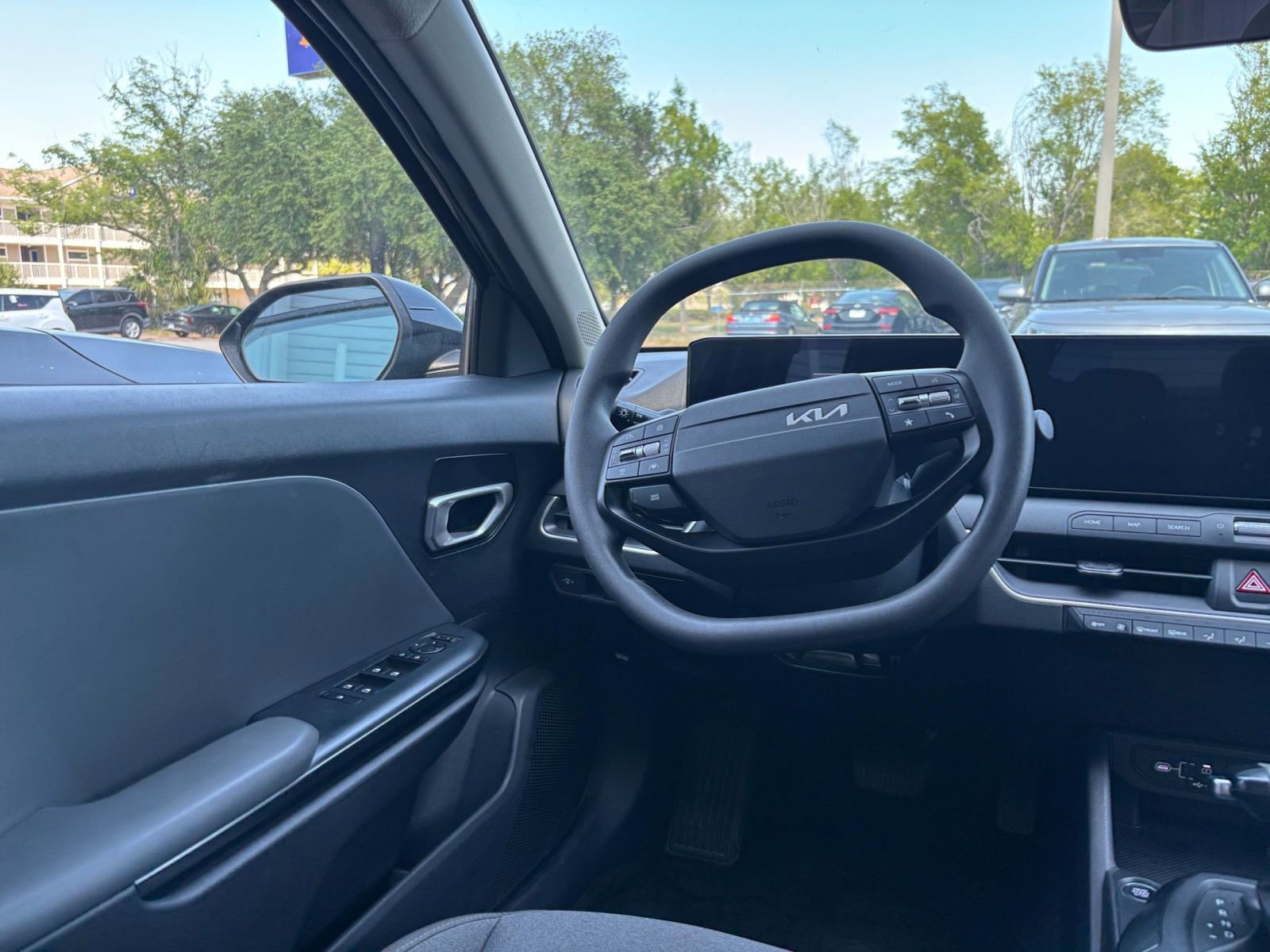 Thumbnail: 2025 Kia K4 - 29