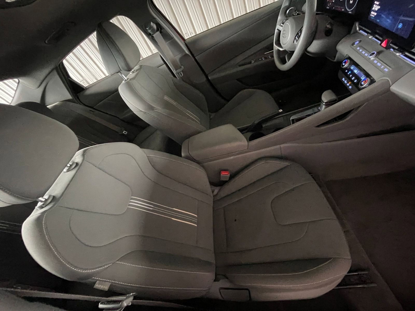 Thumbnail: 2024 Hyundai Elantra - 34