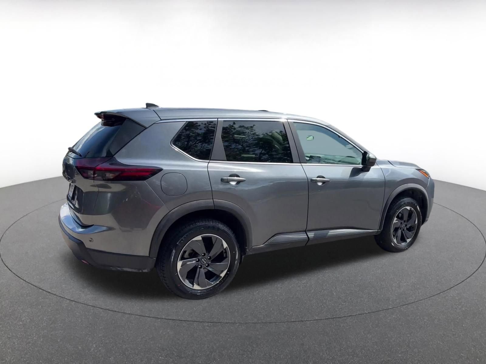Thumbnail: 2025 Nissan Rogue - 14
