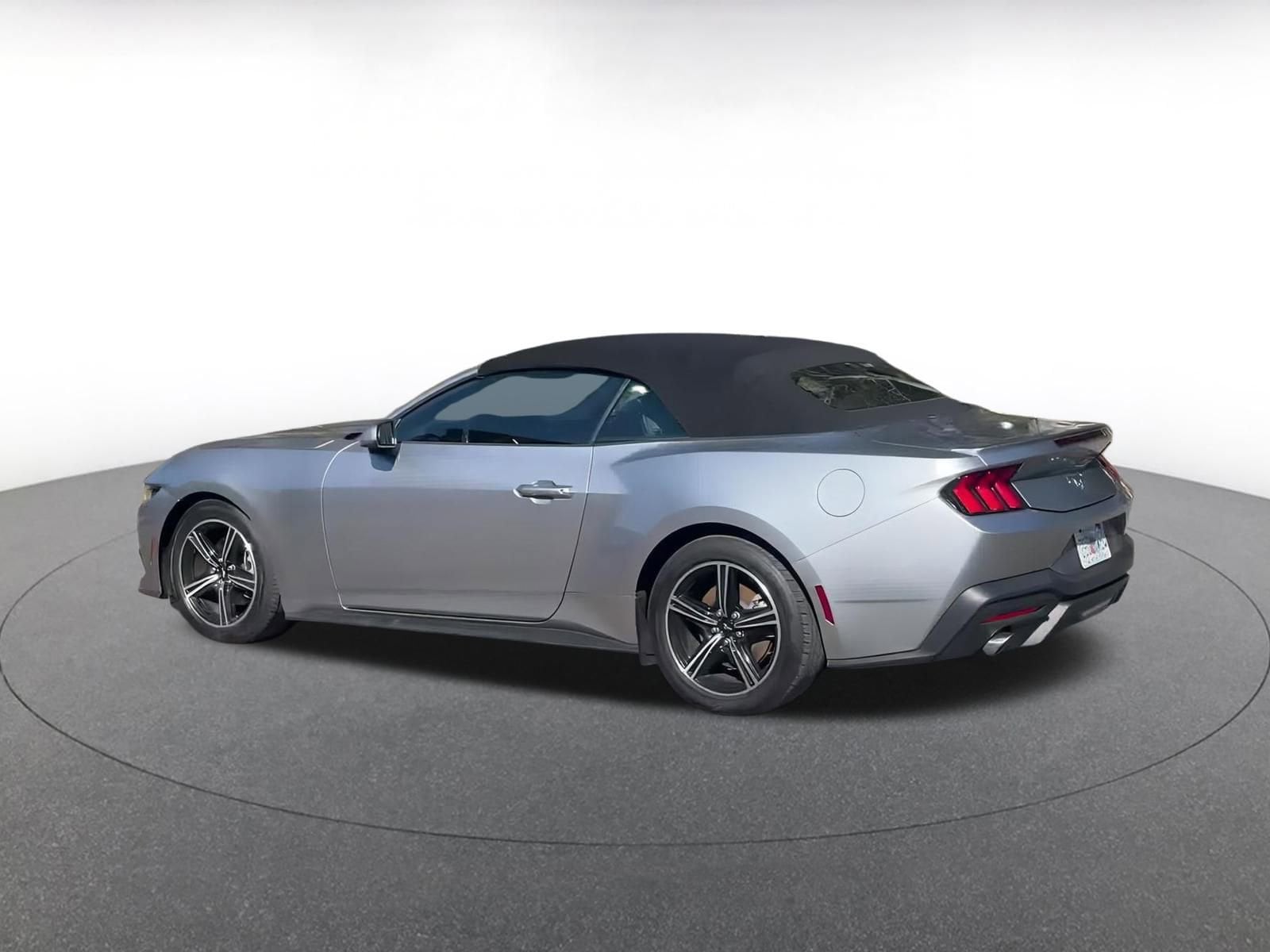 Thumbnail: 2024 Ford Mustang - 10