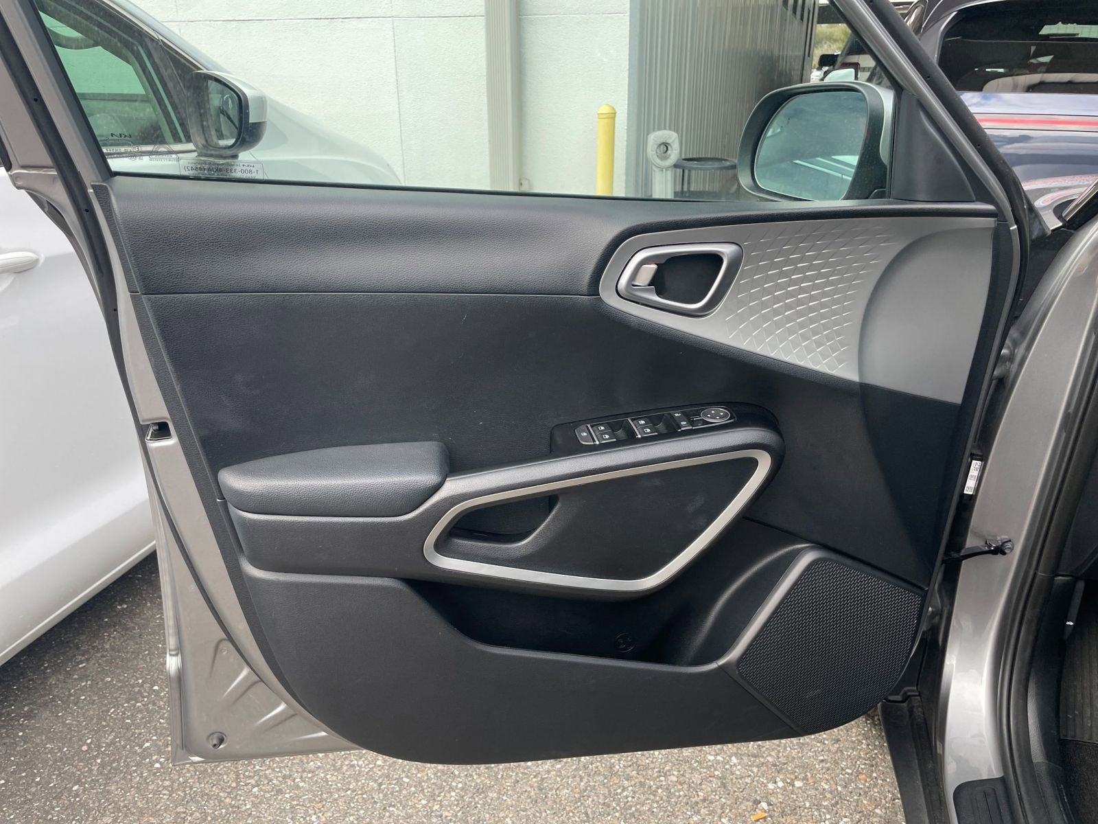 Thumbnail: 2025 Kia Soul - 18