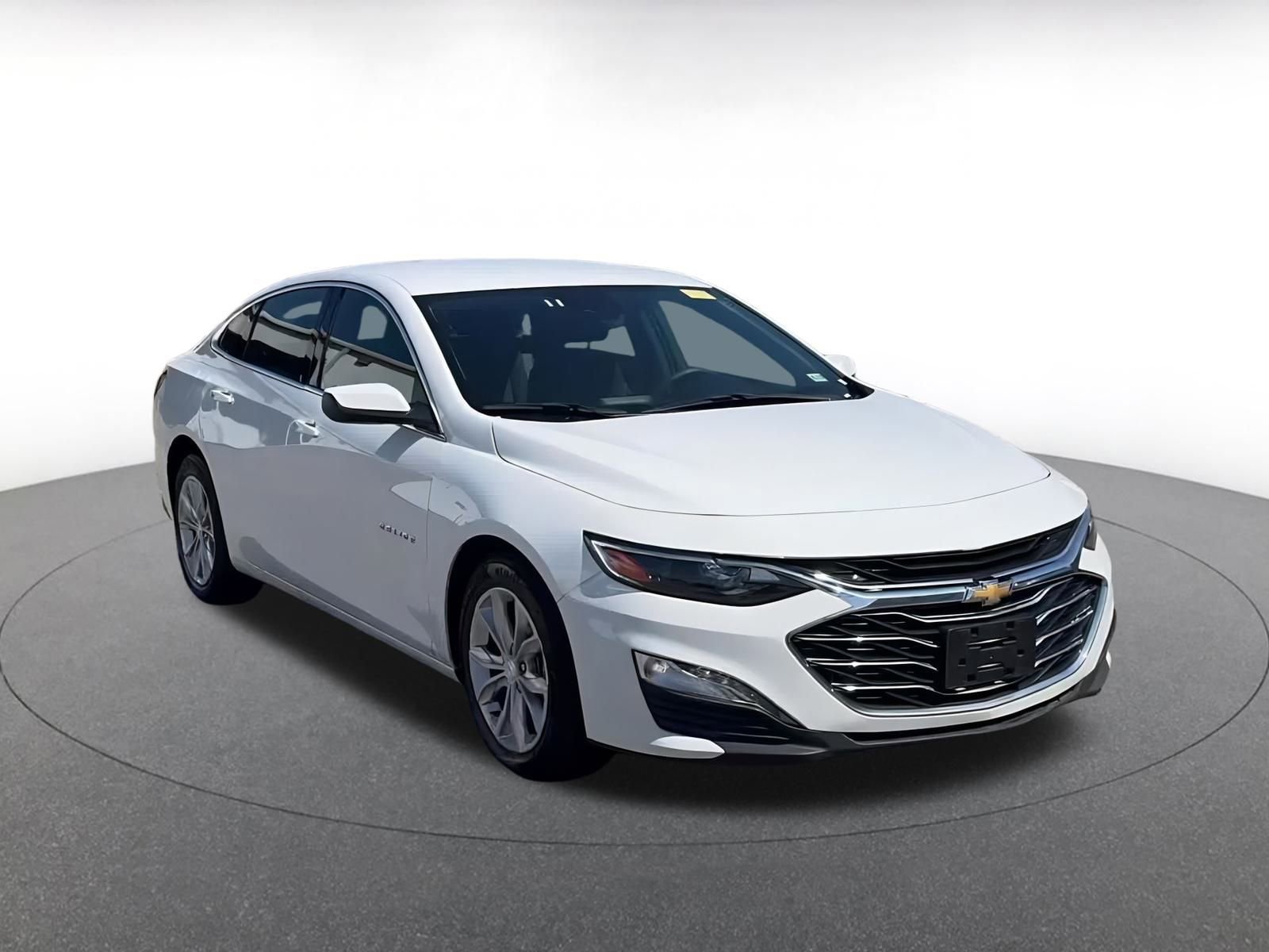 Thumbnail: 2024 Chevrolet Malibu - 2
