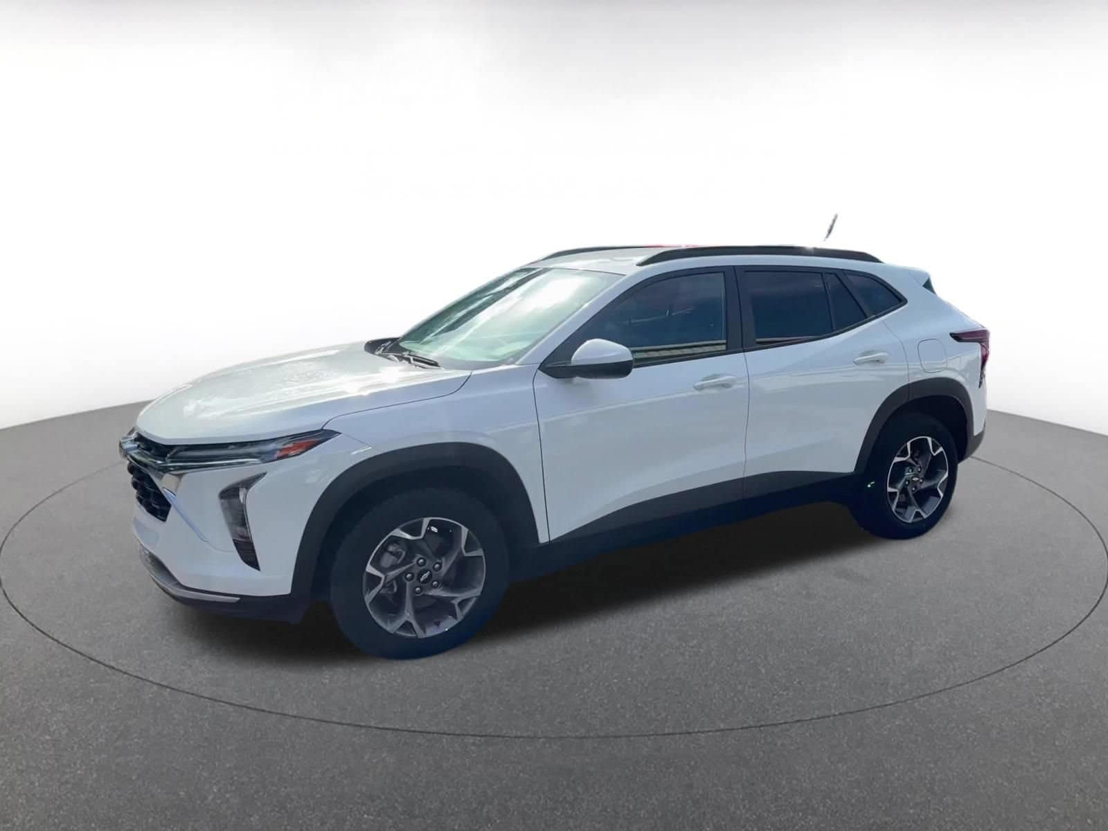 Thumbnail: 2025 Chevrolet Trax - 7