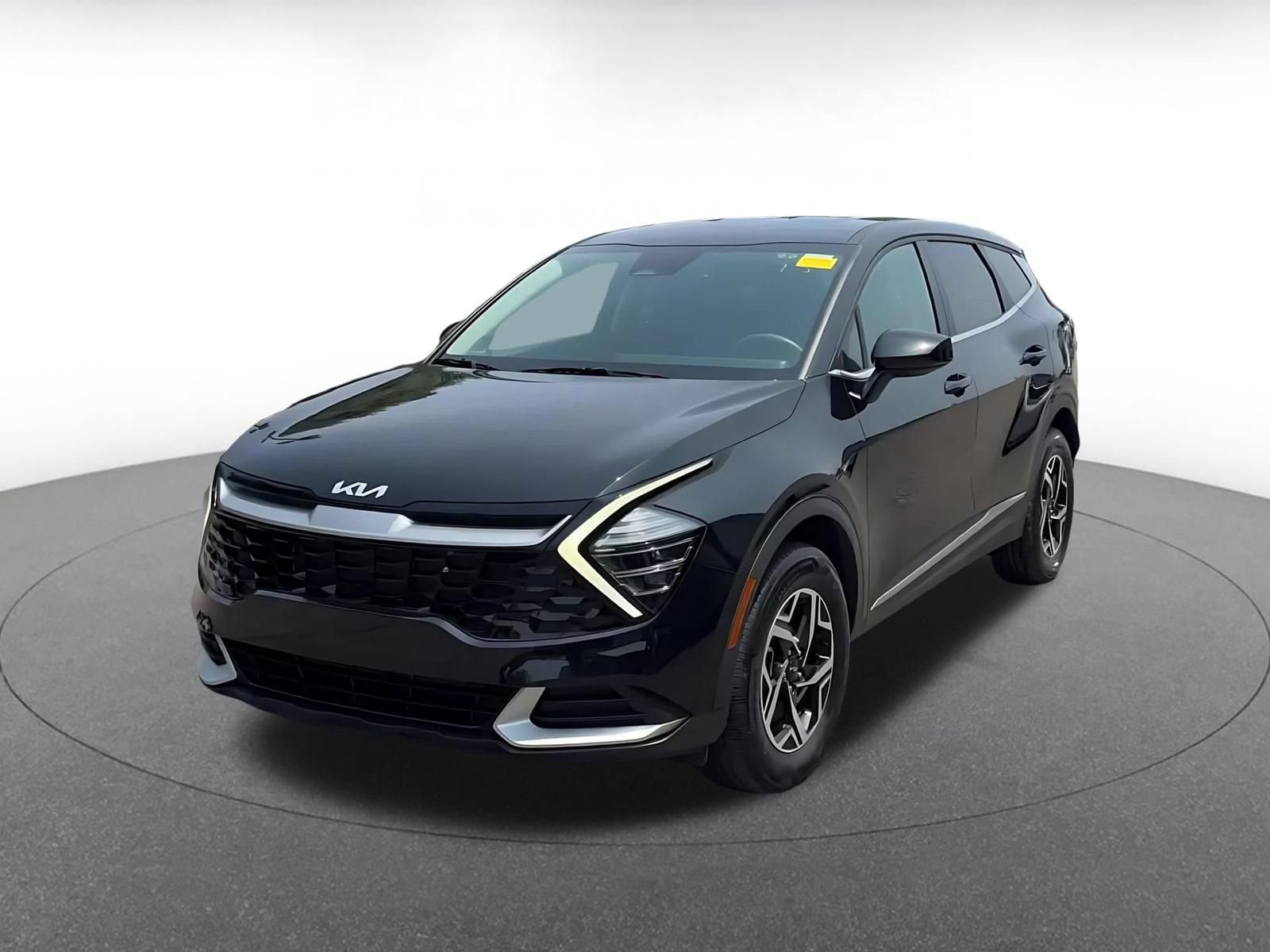 Thumbnail: 2025 Kia Sportage - 4