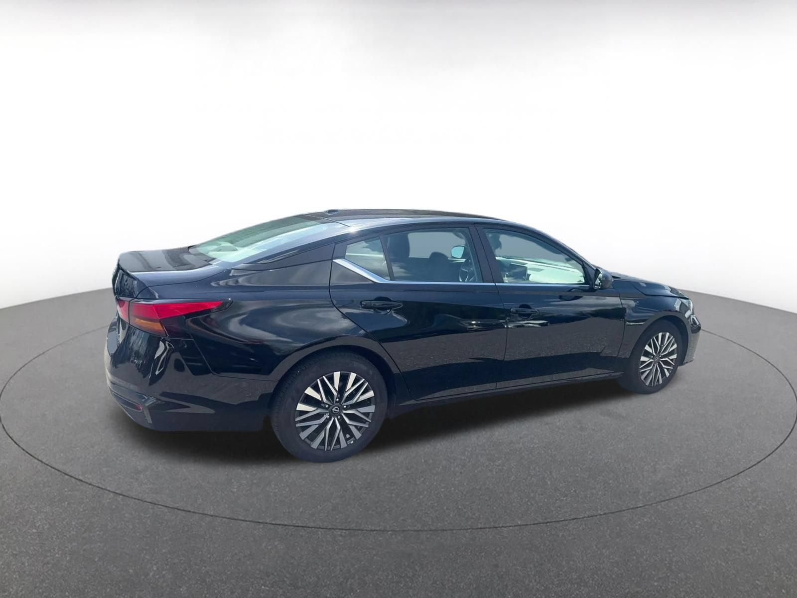 Thumbnail: 2026 Nissan Altima - 13
