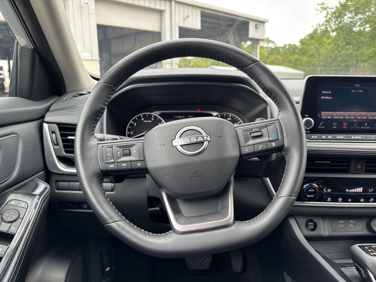 Thumbnail: 2025 Nissan Rogue - 25
