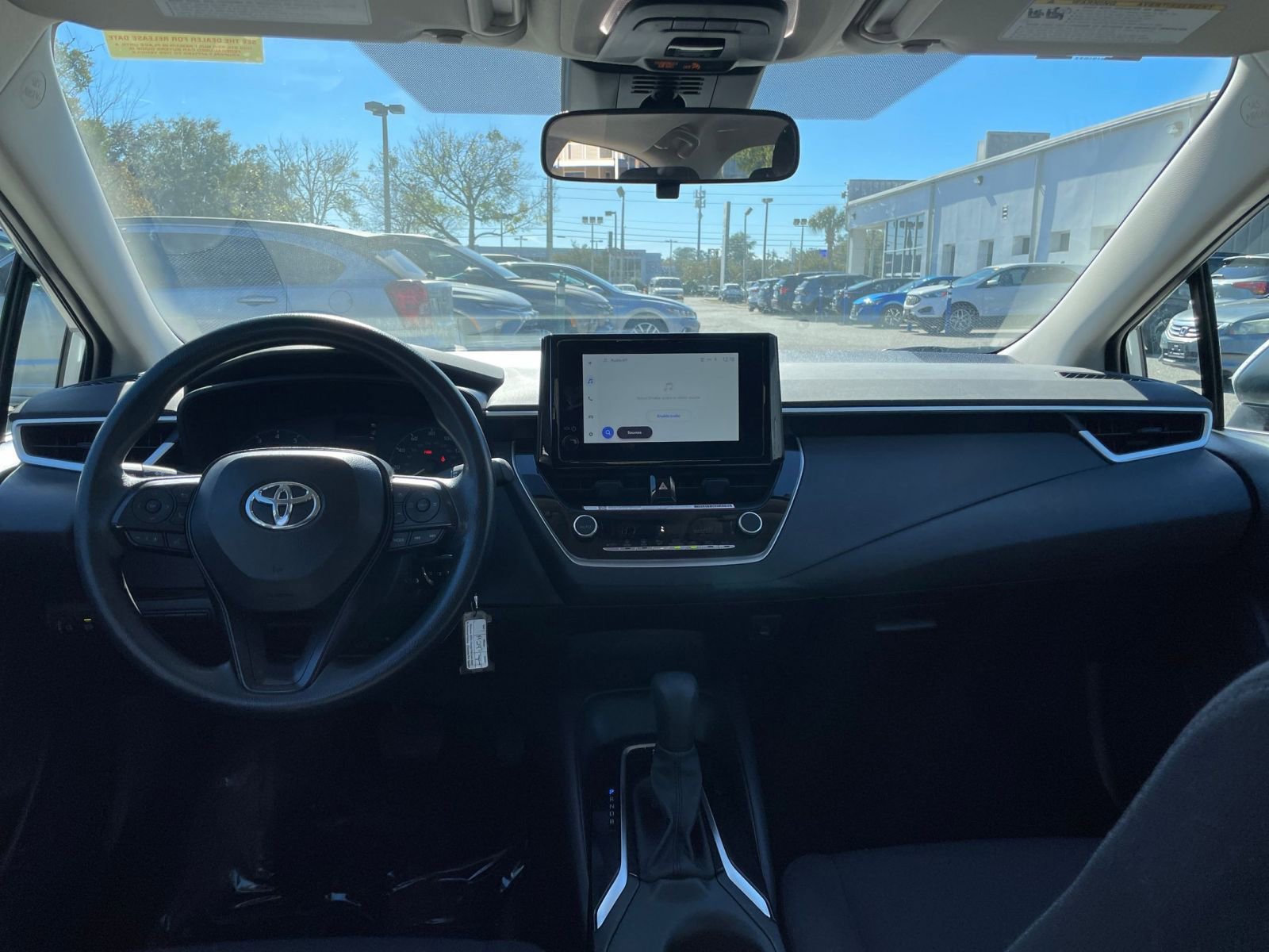 Thumbnail: 2025 Toyota Corolla - 31