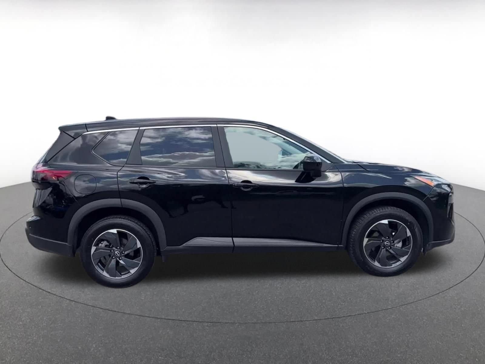 Thumbnail: 2025 Nissan Rogue - 16