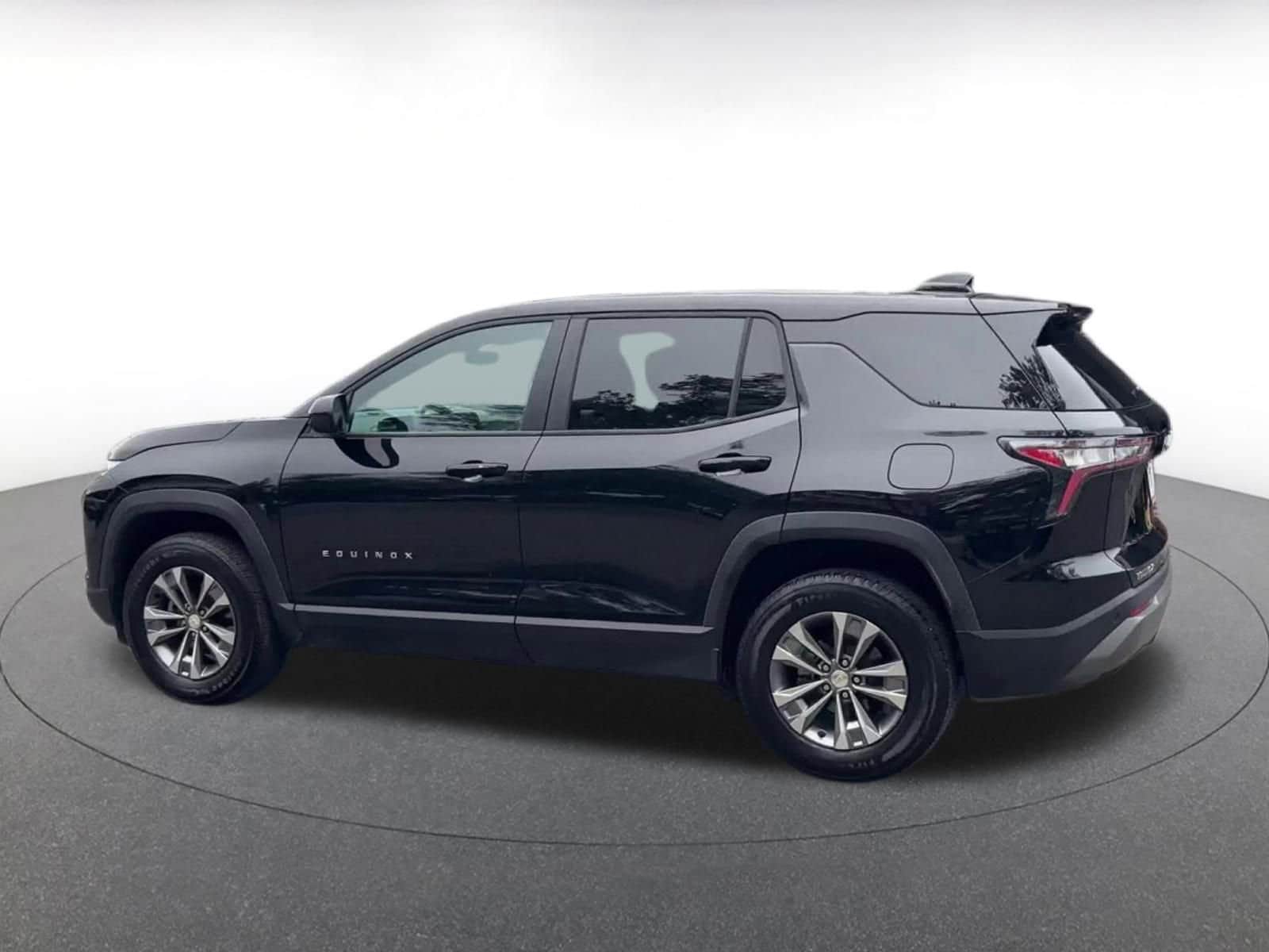 Thumbnail: 2025 Chevrolet Equinox - 9