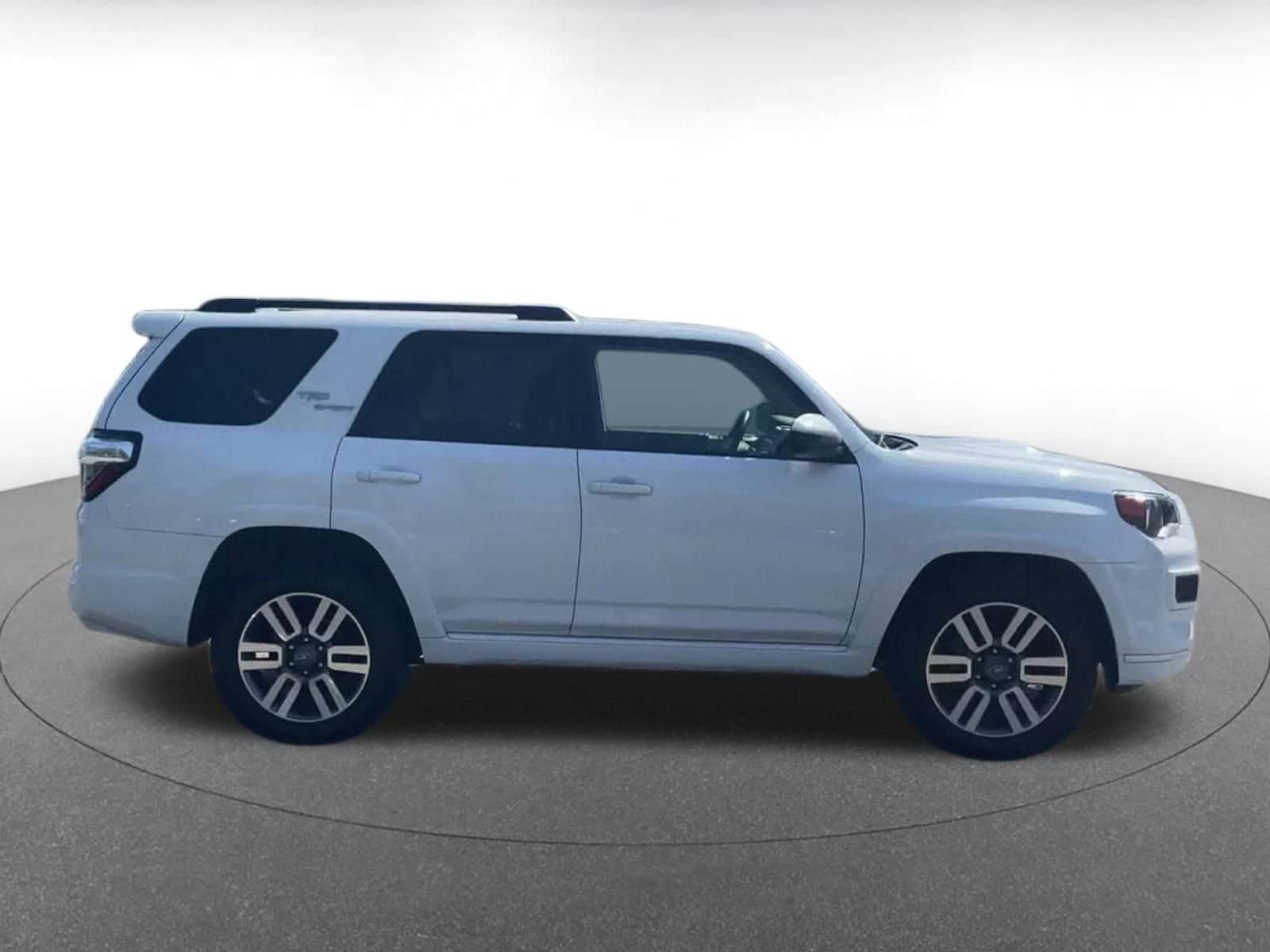 Thumbnail: 2024 Toyota 4Runner - 13