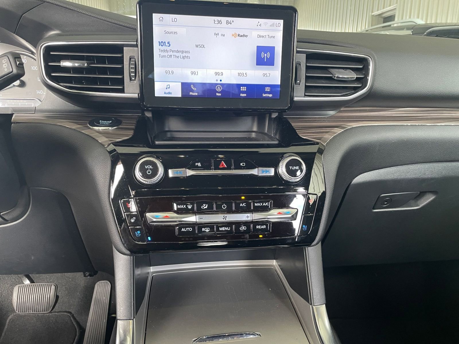 Thumbnail: 2023 Ford Explorer - 18