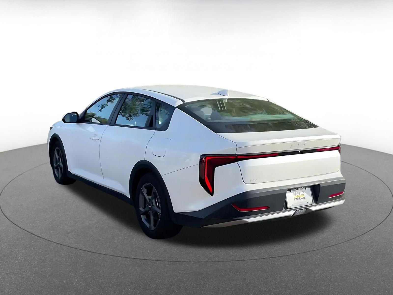 Thumbnail: 2025 Kia K4 - 10