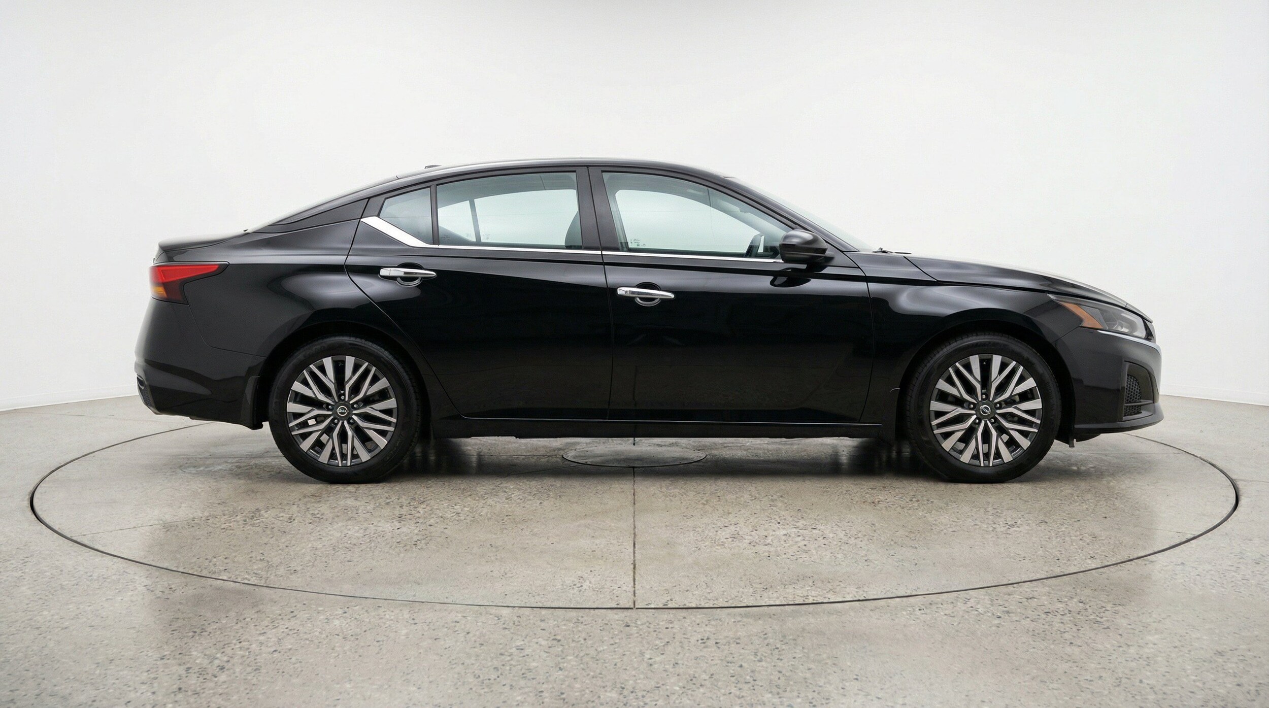 Thumbnail: 2025 Nissan Altima - 14