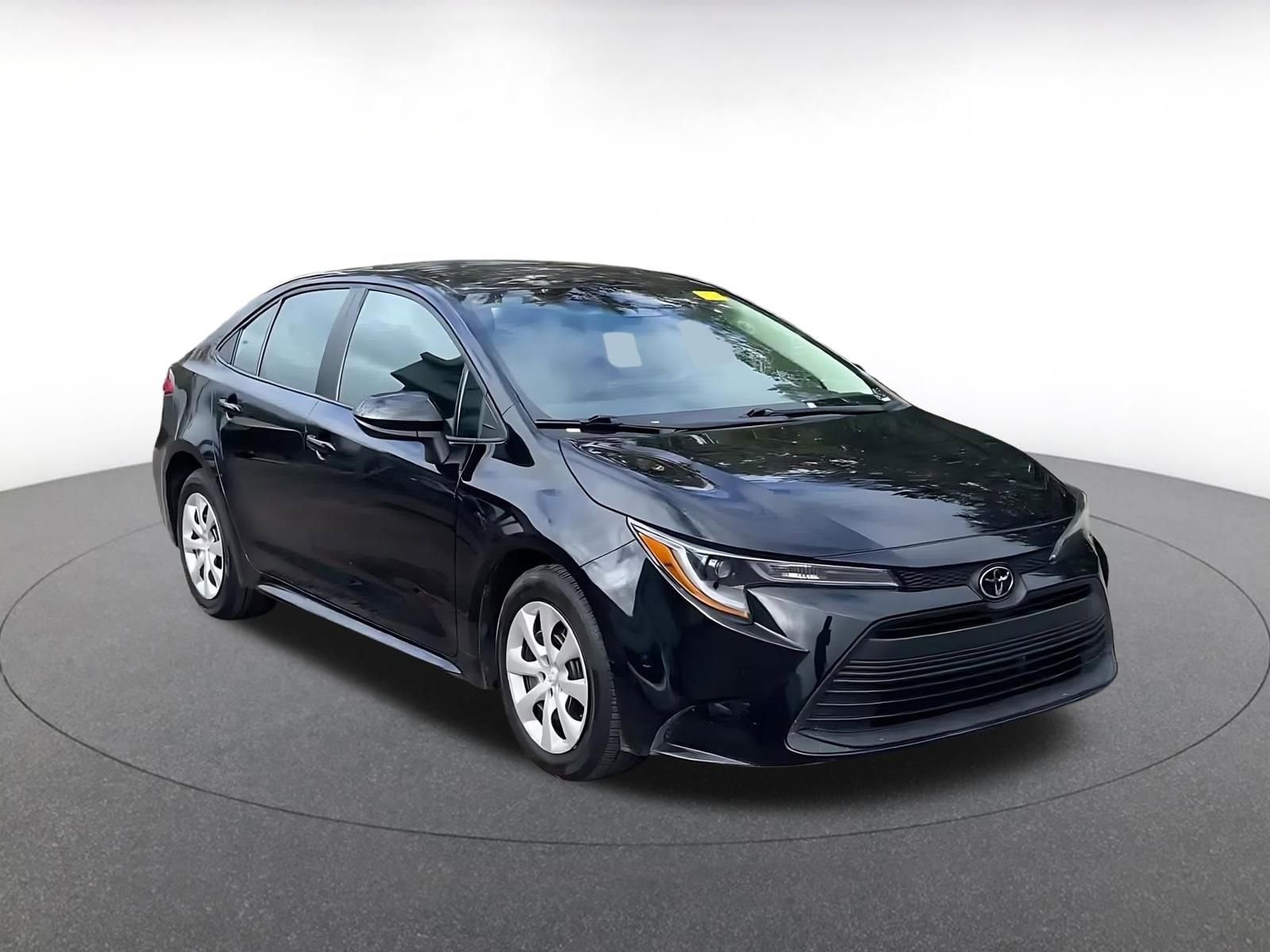 Thumbnail: 2025 Toyota Corolla - 1