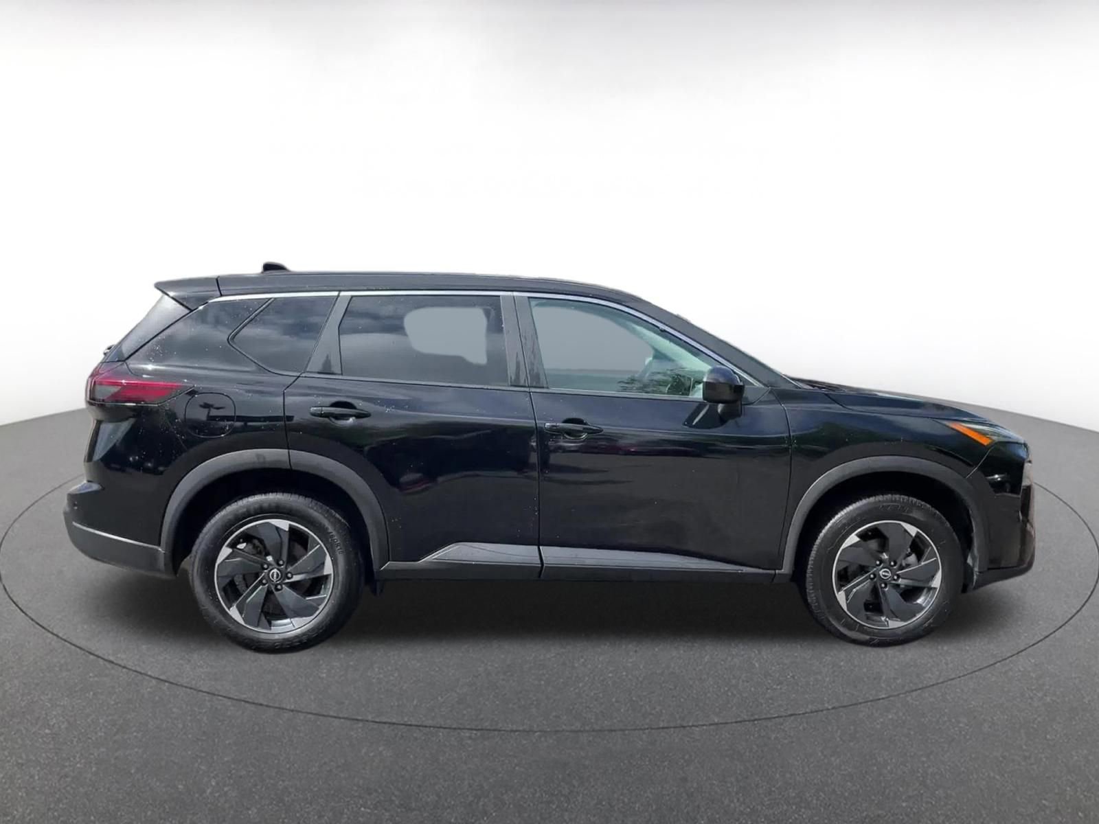 Thumbnail: 2025 Nissan Rogue - 16