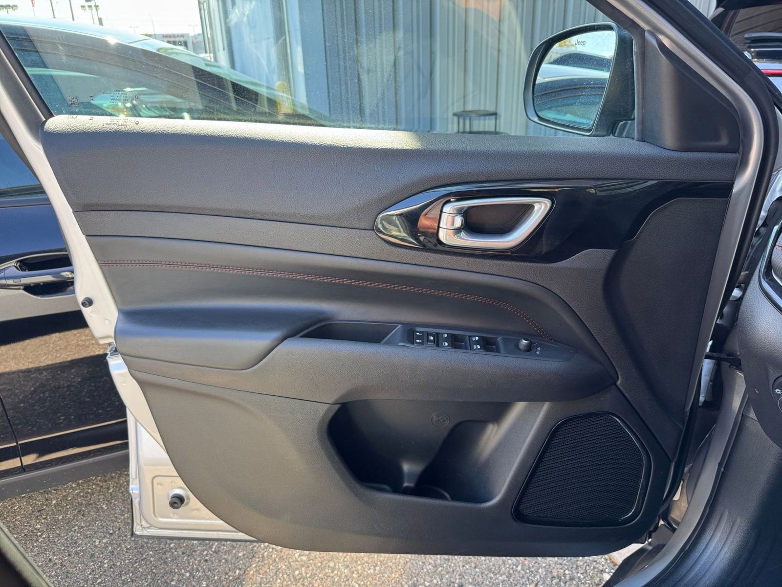 Thumbnail: 2025 Jeep Compass - 20