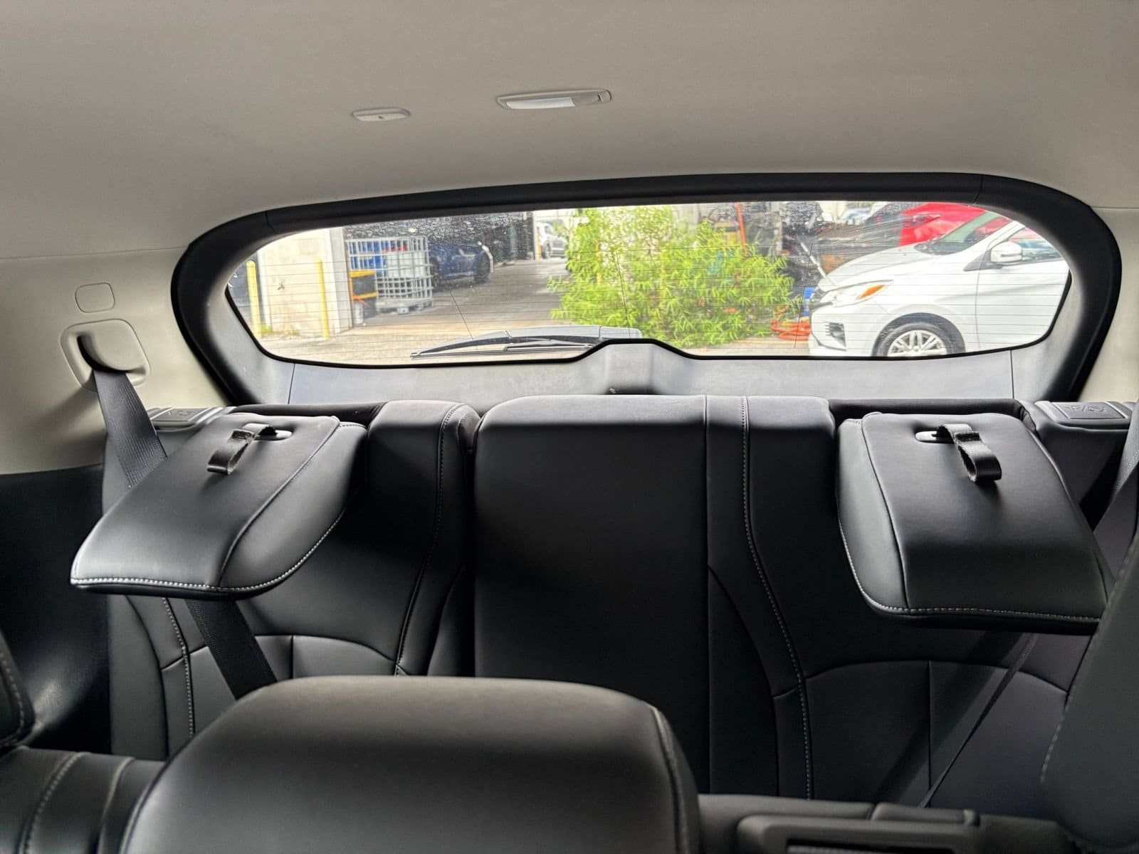 Thumbnail: 2026 INFINITI QX60 - 32