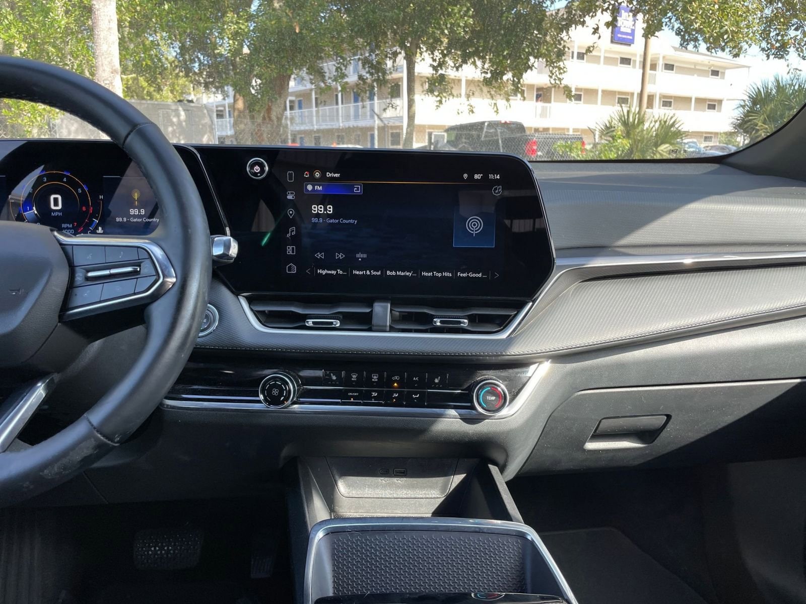 Thumbnail: 2025 Chevrolet Equinox - 18