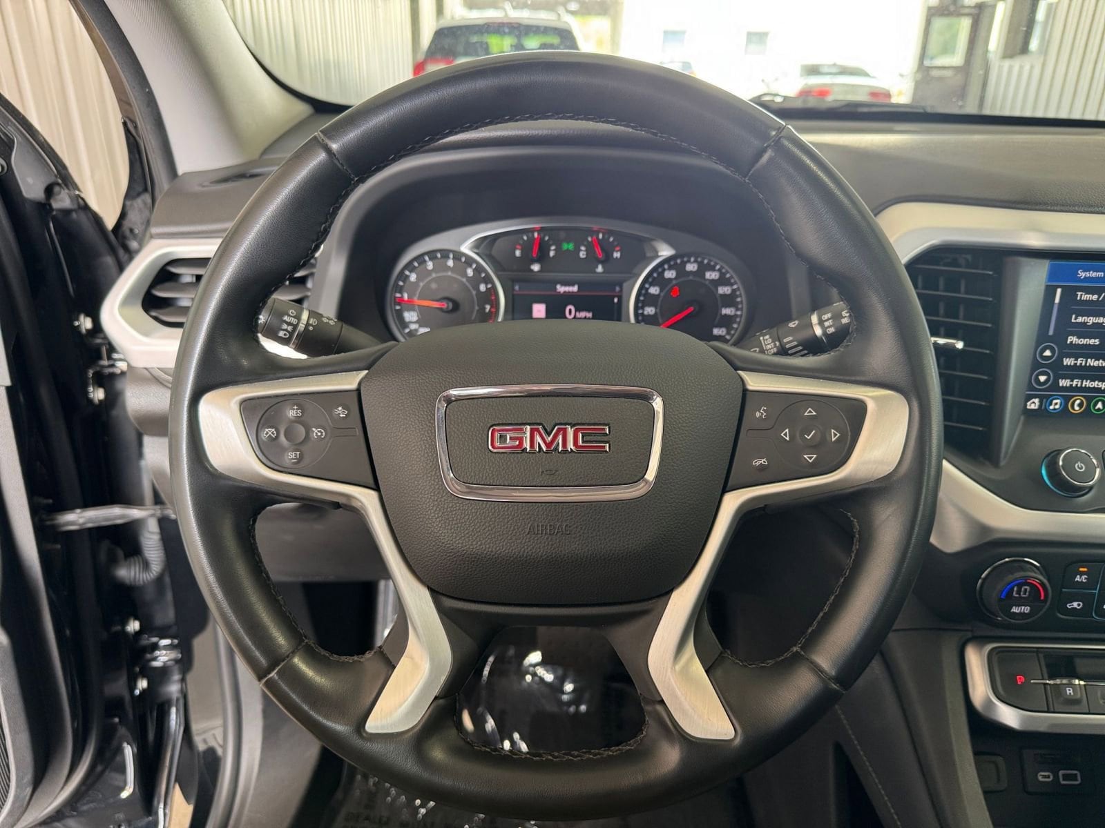 Thumbnail: 2023 GMC Acadia - 23