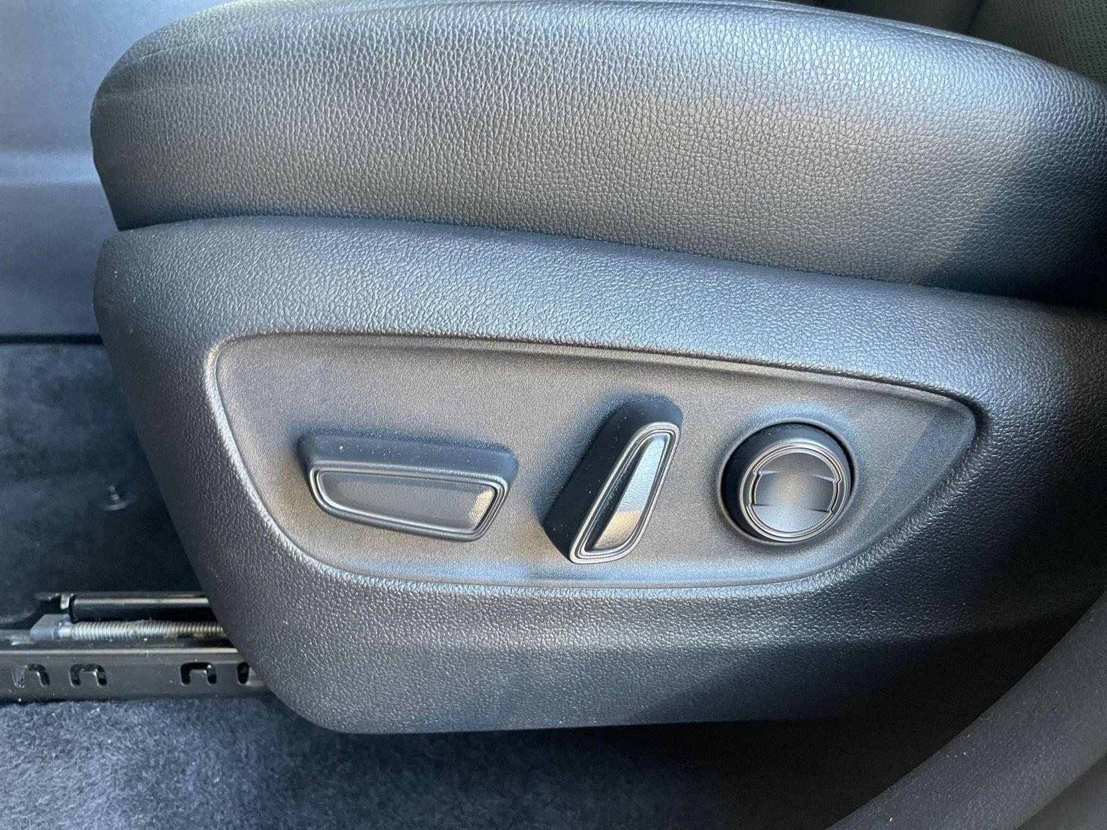 Thumbnail: 2025 Toyota Grand Highlander - 23